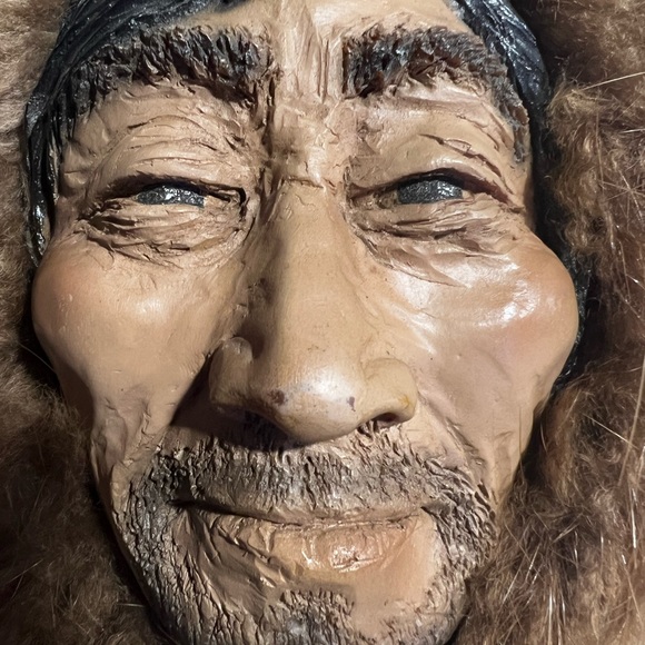 Vintage Alaskan Inuit Eskimo Man Fur Trimmed Art Face Mask - Picture 2 of 8